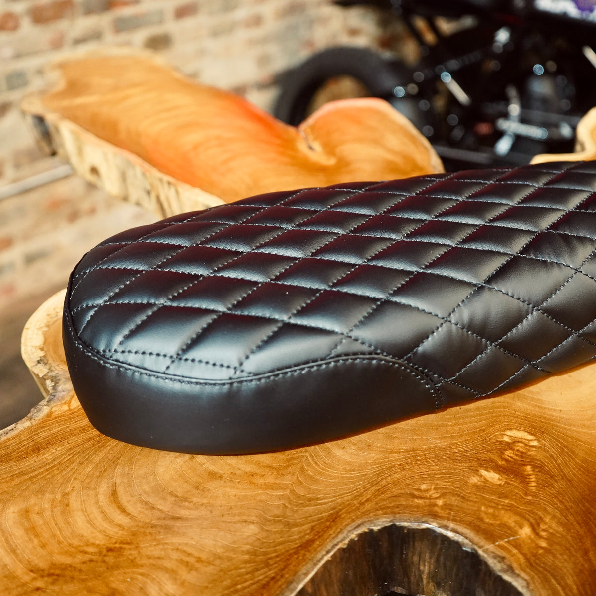 Black Leather Memory Foam Seat - Kanebilt