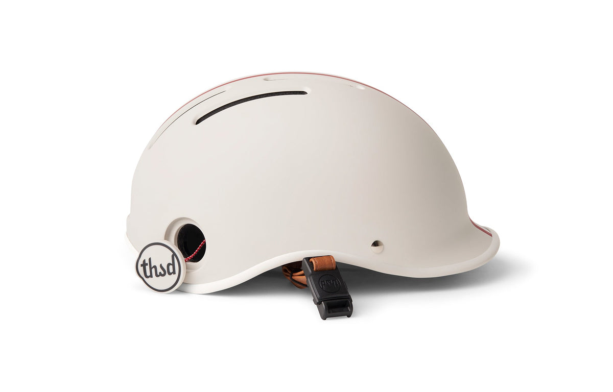 Thousand Heritage 2.0 helmet in Speedway Creme, PopLock detail