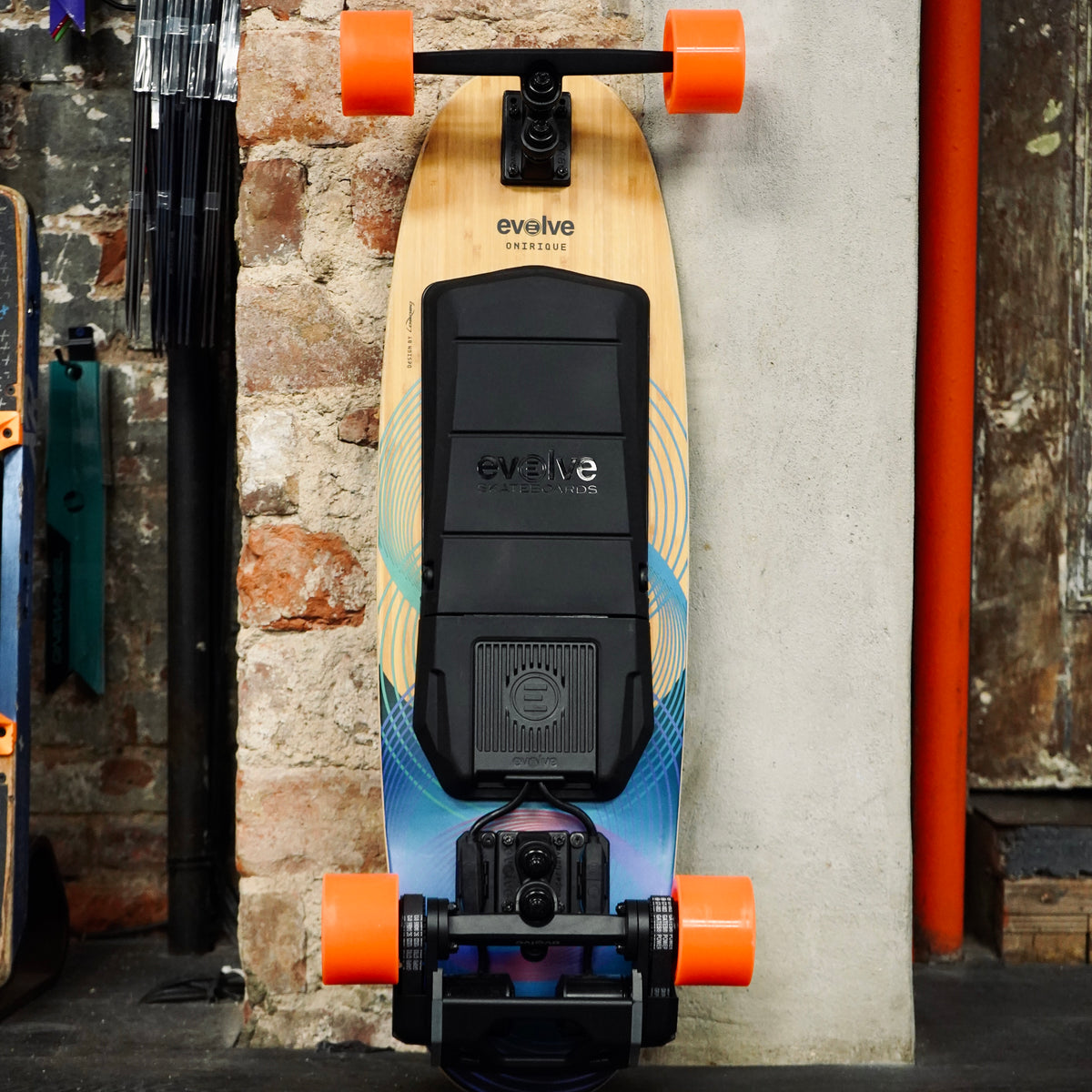 Onirique Electric Skateboard - Evolve X Loaded