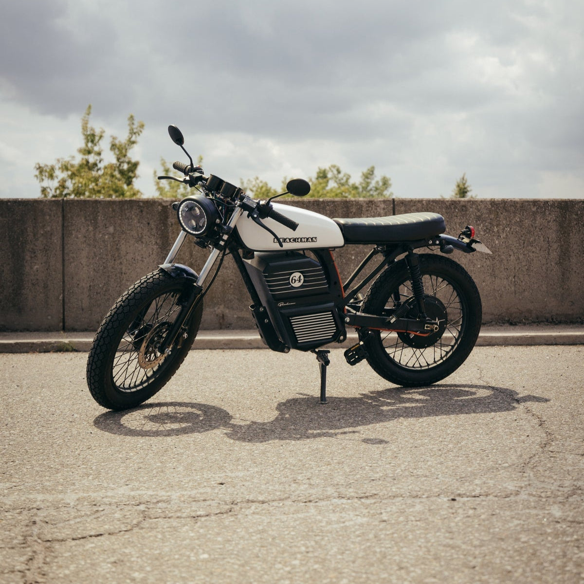 64&#39; - Beachman Electric Motorbike