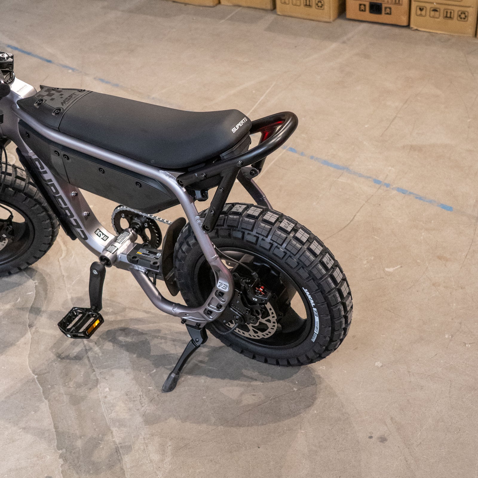 MZFT 27" - Super73 Electric Bike, view 3