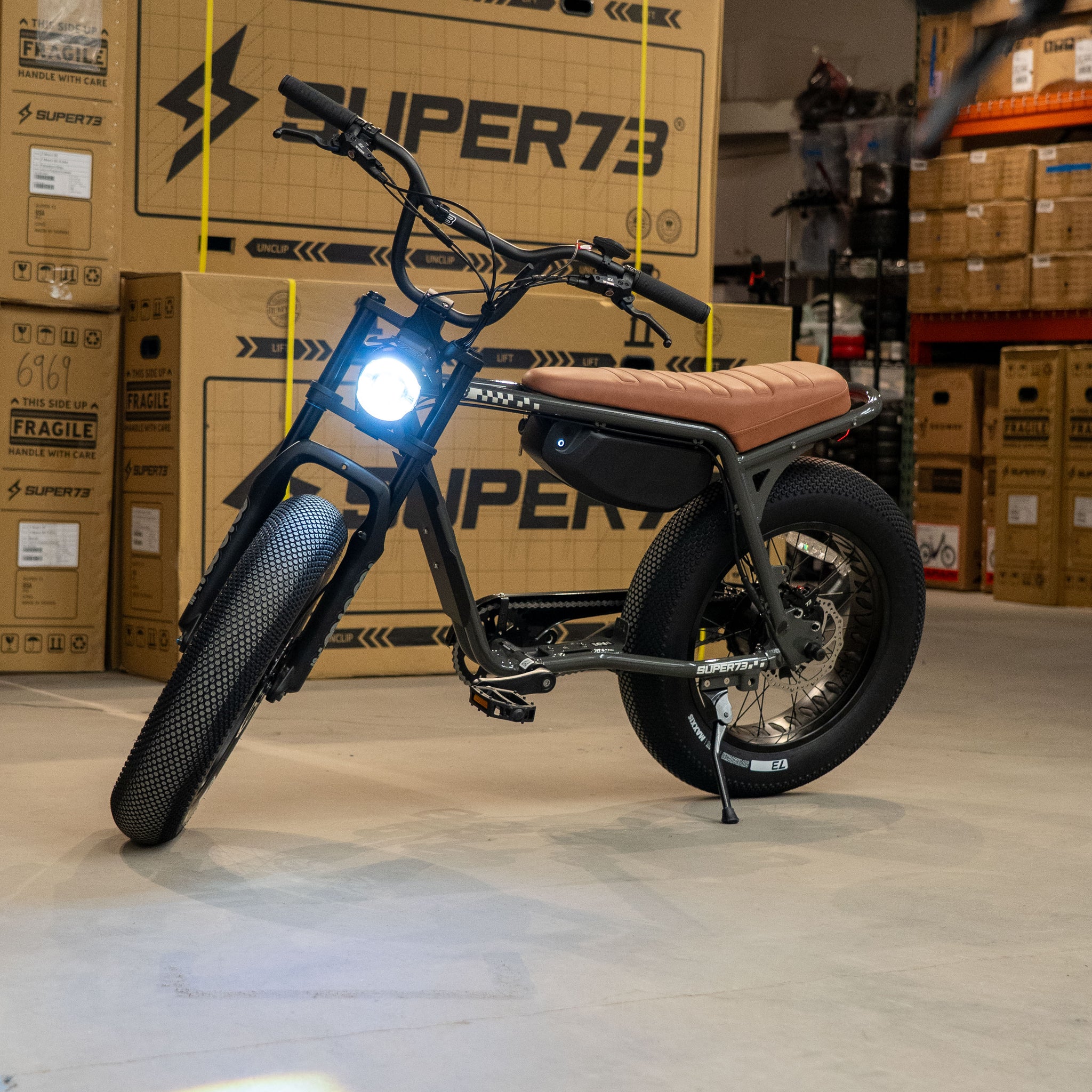 Super73 Z Miami SE Electric Bike | 20 MPH, Hydraulic Brakes Super73 Z Miami SE Electric Bike | 20 MPH, Hydraulic Brakes