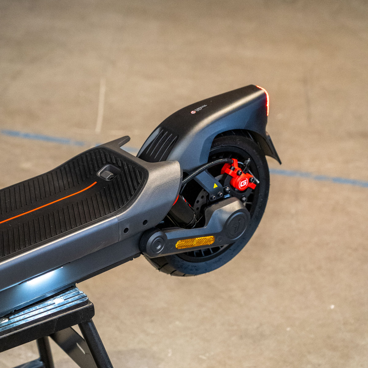 MAX G3 - Segway Electric Scooter