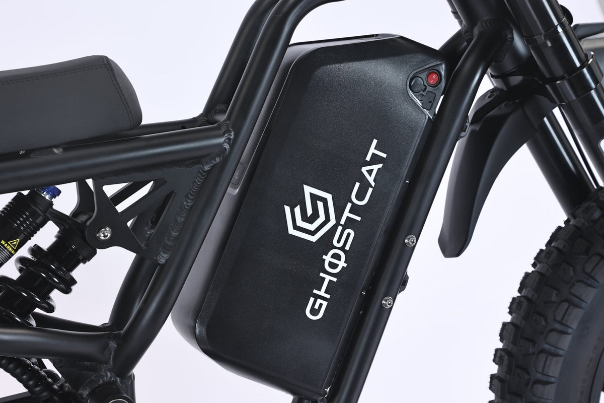GhostCat F4X 60V 25Ah removable locking battery detail
