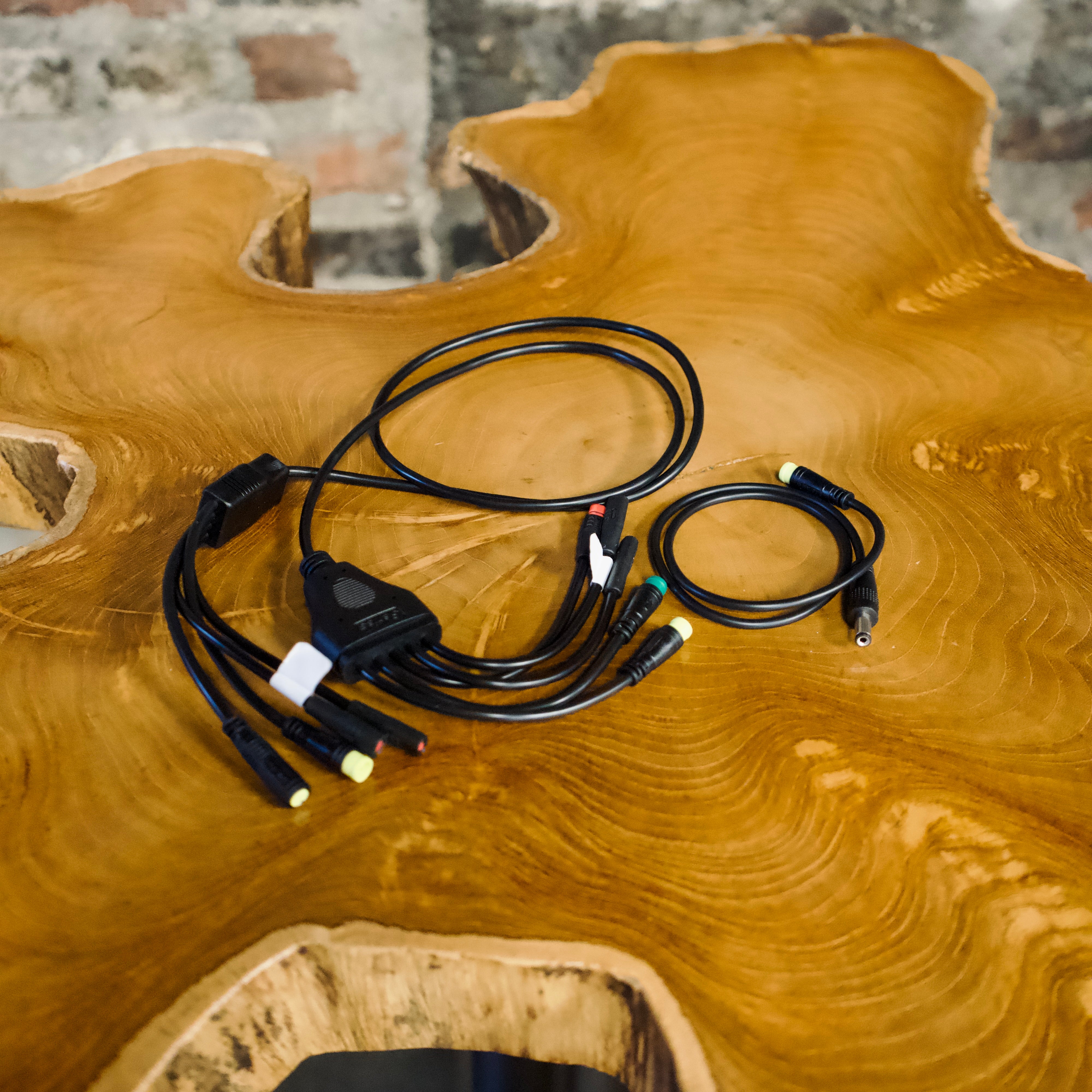 パーツ bali2 Super73 Lighting Harness for External battery pack - Loomenade