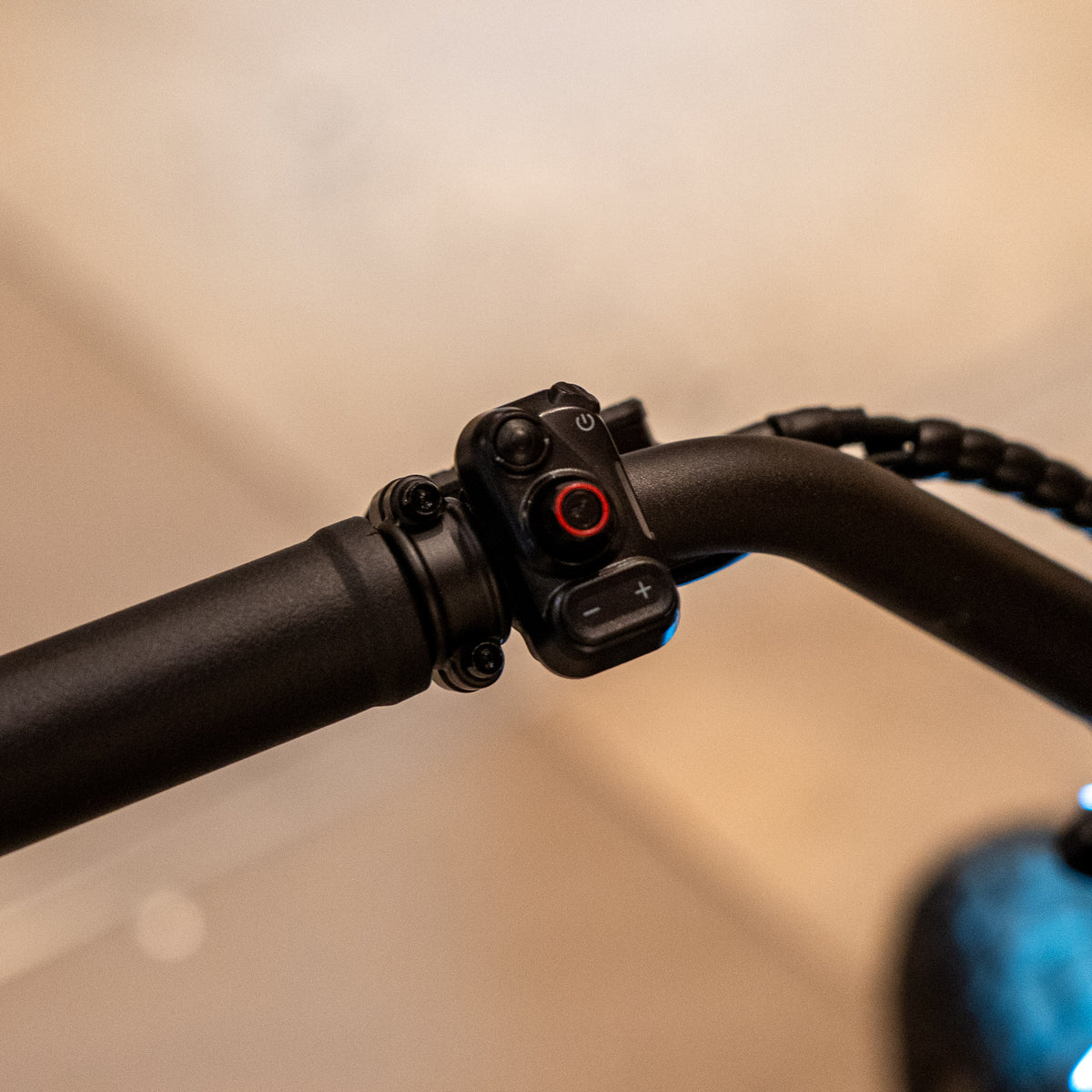 Segway Xyber Air handlebar control pod with power and ride mode buttons