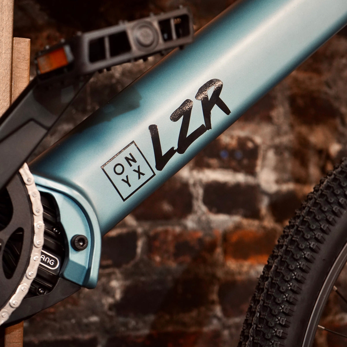 LZR - ONYX Electric Bike