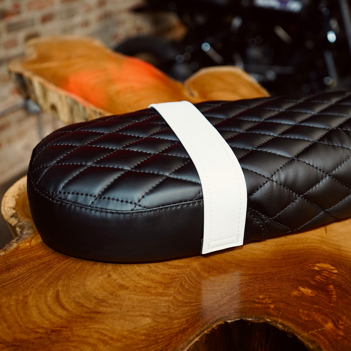 Black Leather Memory Foam Seat w/ Accent Stripe - Kanebilt